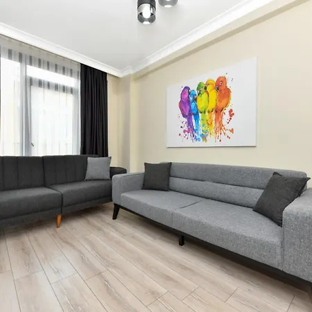 Modern Cozy Apt For Large Group And Families